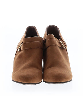 2 shoe size - 9 1/2
