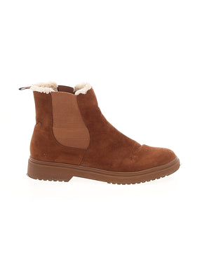 1 shoe size - 10