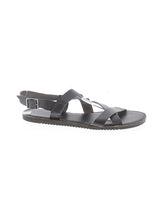 1 shoe size - 11