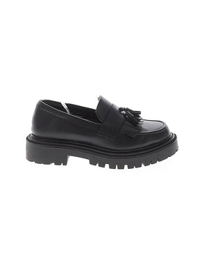 1 shoe size - 8