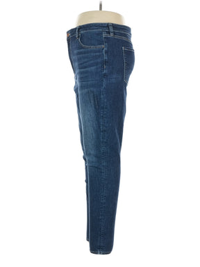 4 size - 18 Reg W