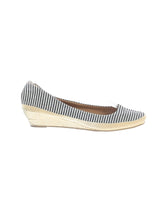 1 shoe size - 9 1/2