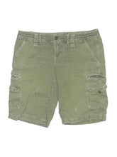 1 size - 32 (Estimated)