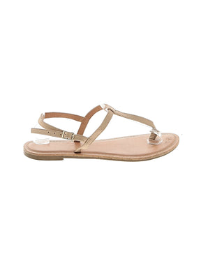1 shoe size - 8