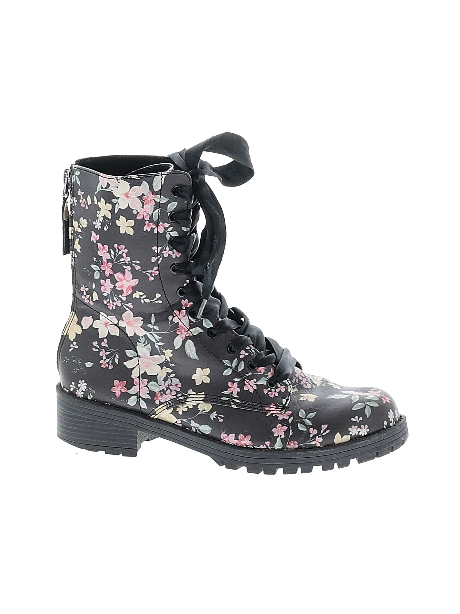 1 shoe size - 8