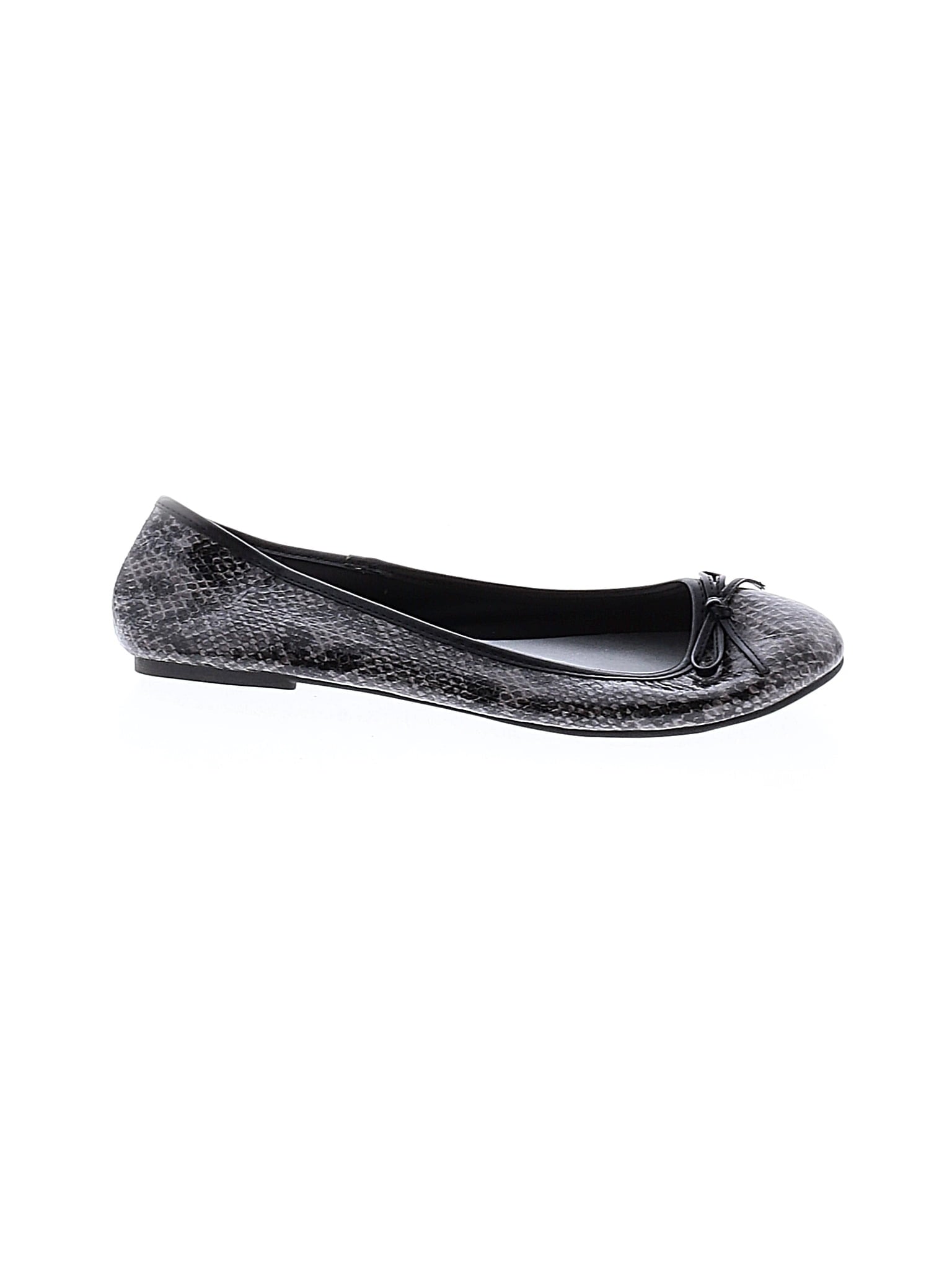 1 shoe size - 8