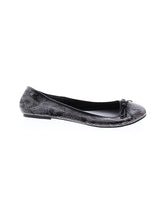 1 shoe size - 8