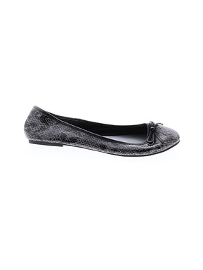 1 shoe size - 8