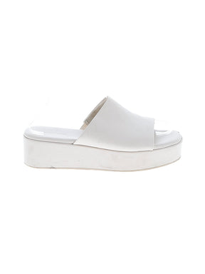 1 shoe size - 9