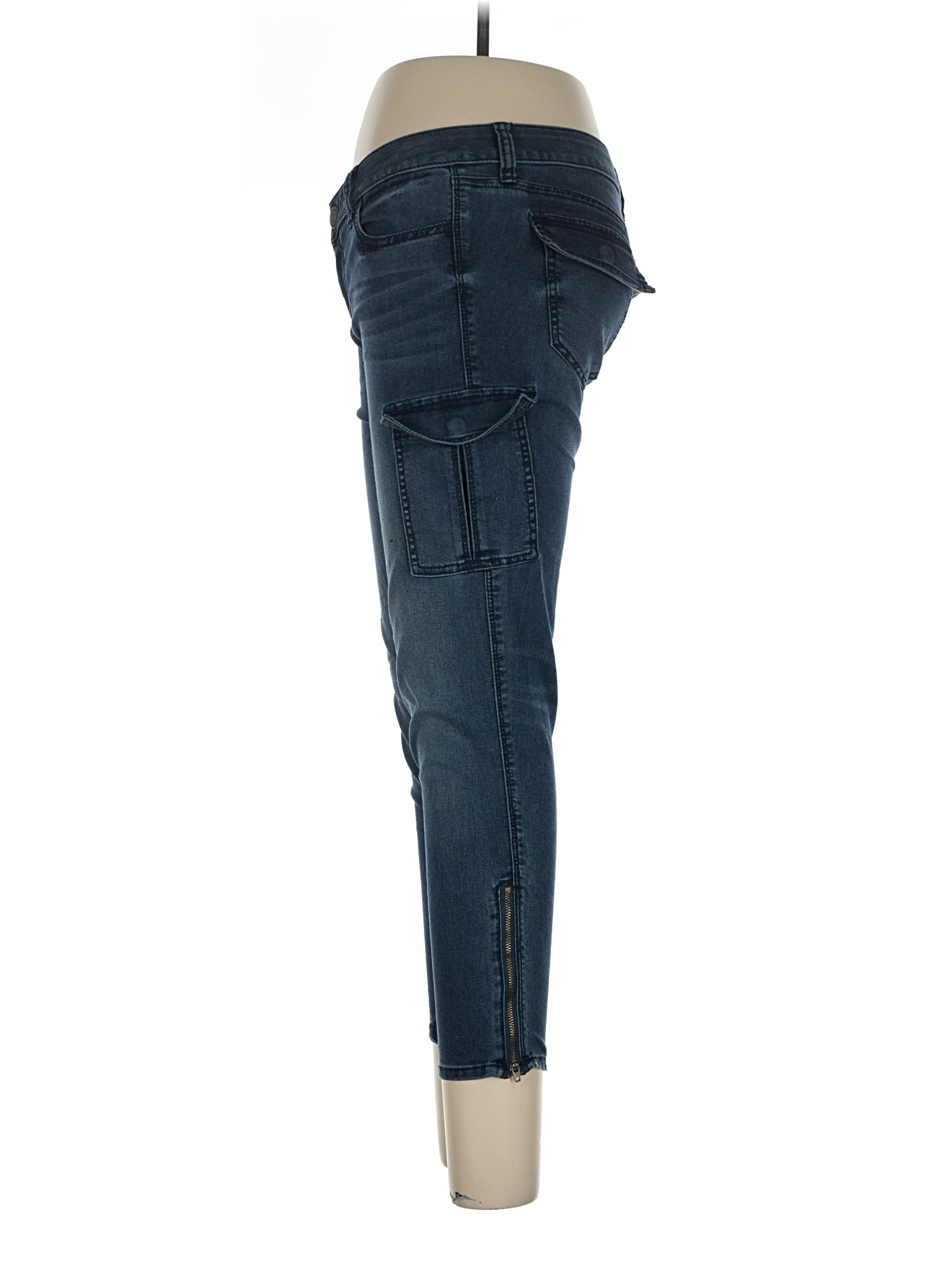 4 waist size - 27