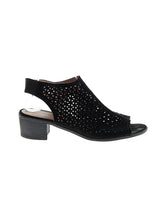 1 shoe size - 9