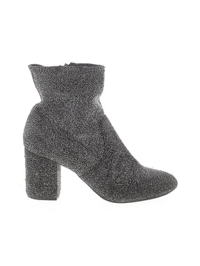1 shoe size - 10