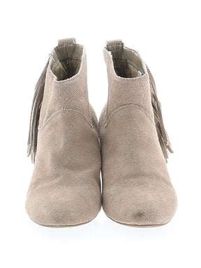 2 shoe size - 9