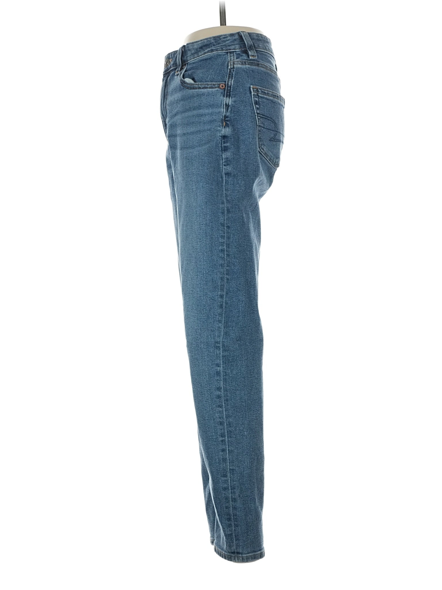 4 size - 23 (Estimated)
