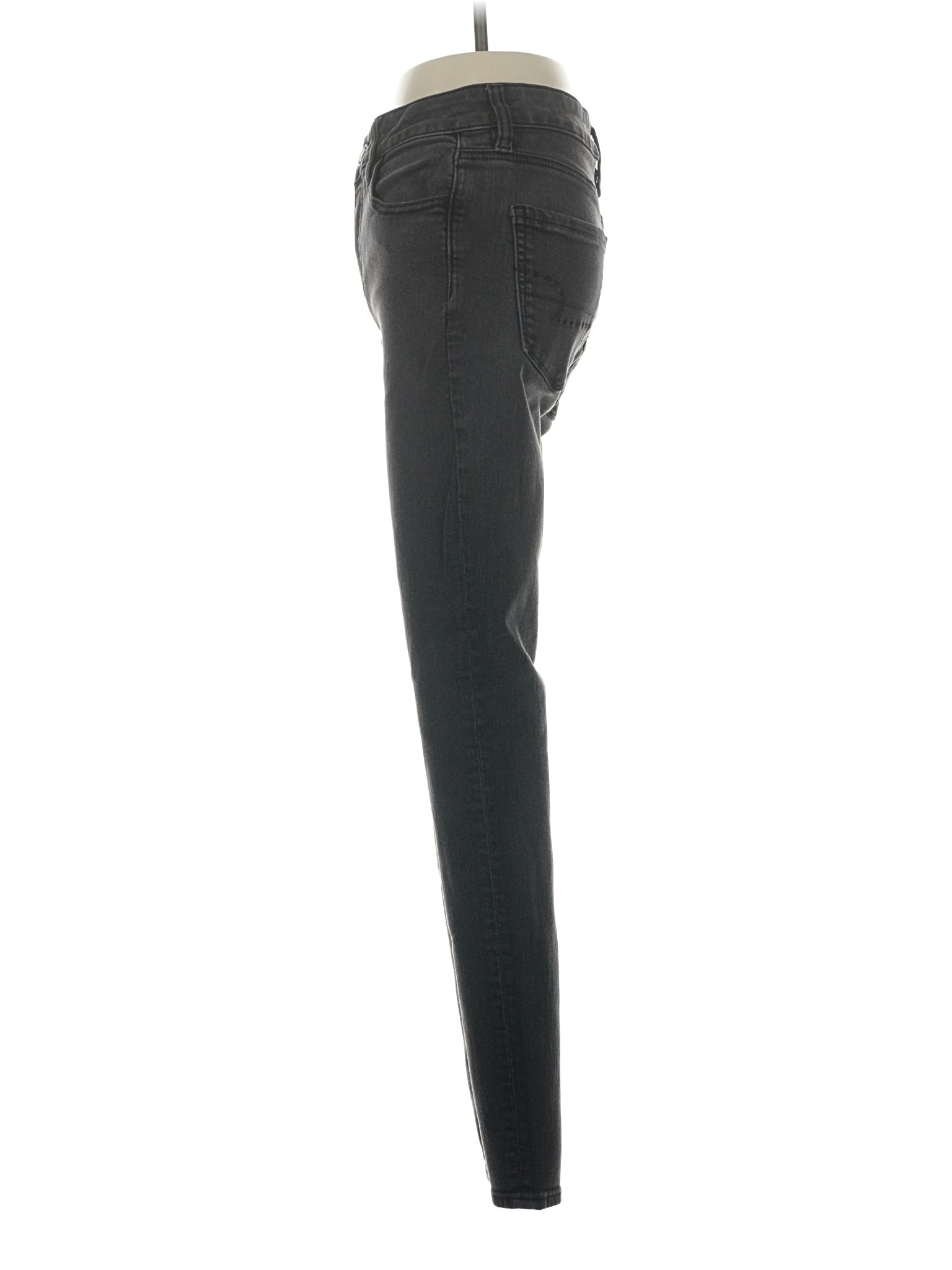 4 size - 2 (Estimated)