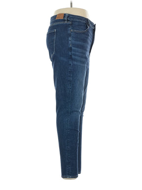 3 size - 18 Reg W