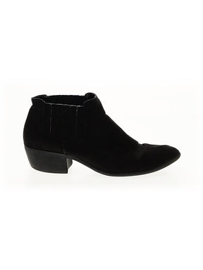 1 shoe size - 8 1/2