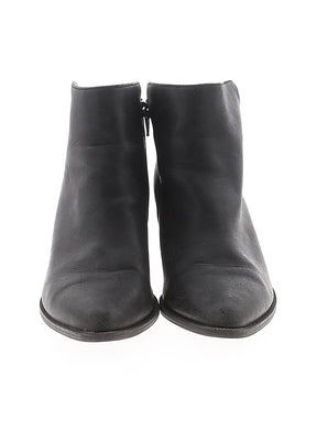 2 shoe size - 9