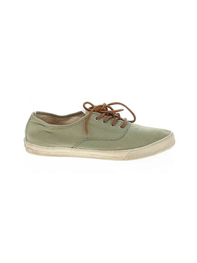 1 shoe size - 11