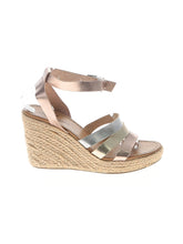 1 shoe size - 8